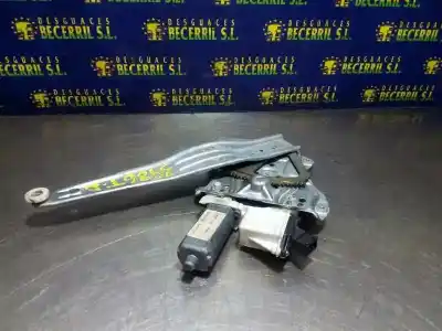 Second-hand car spare part rear right window regulator for toyota corolla (e12) 2.0 d-4d linea sol berlina oem iam references 6983002100