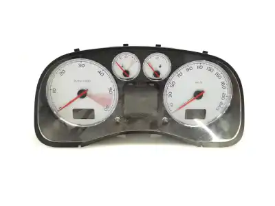 Pièce détachée automobile d'occasion COMPTEUR DE VITESSE TABLEAU DE BORD pour PEUGEOT 307 CC (S2)  Références OEM IAM 9661323180  28117447