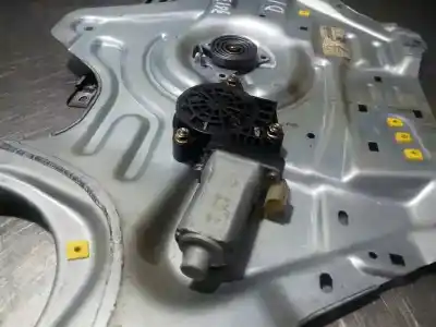 Second-hand car spare part driver left window regulator for kia cerato crdi oem iam references 824702f150  