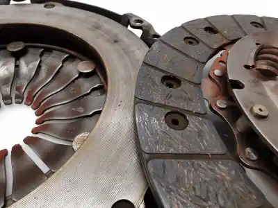 İkinci el araba yedek parçası debriyaj kiti için seat ibiza (6l1) reference oem iam referansları 1878059832  3082001168