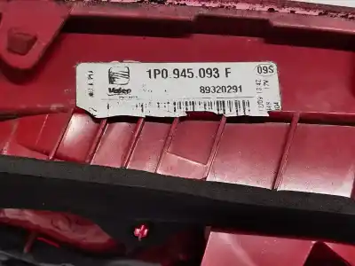 Автозапчасти б/у центральный задний фонарь за seat leon (1p1) comfort limited ссылки oem iam 1p0945093f  
