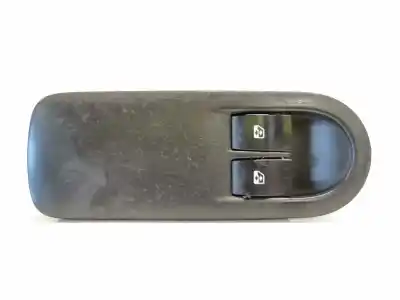 Peça sobressalente para automóvel em segunda mão BOTÃO / INTERRUPTOR ELEVADOR VIDRO DIANTEIRO ESQUERDO por RENAULT MEGANE II BERLINA 3P  Referências OEM IAM   