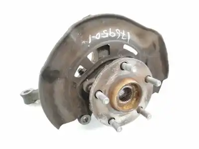 Peça sobressalente para automóvel em segunda mão manga de eixo dianteira esquerda por toyota verso active referências oem iam 