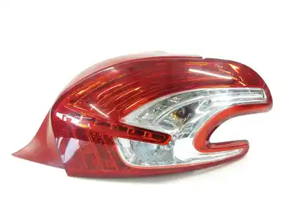 Pezzo di ricambio per auto di seconda mano luci posteriori destra per peugeot 208 active riferimenti oem iam 9672628380