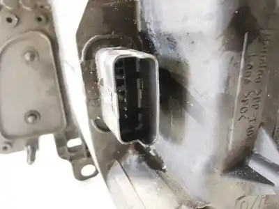 Second-hand car spare part right headlight for renault modus authentique oem iam references 8200652044  