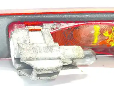 Peça sobressalente para automóvel em segunda mão farolim de travão central por ford transit combi ´06 ft 260 corto referências oem iam   