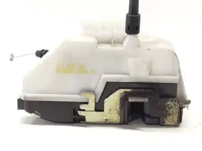 Second-hand car spare part left front door lock for citroen c2 sx oem iam references   