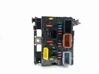 Tweedehands auto-onderdeel RELAIS/ZEKERINGENKASTJE voor PEUGEOT 307 (S1)  OEM IAM-referenties 9659741780  