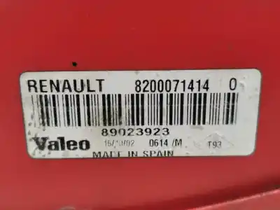 Автозапчасти б/у правый задний фонарь за renault clio ii fase ii (b/cb0) authentique ссылки oem iam 8200071414  