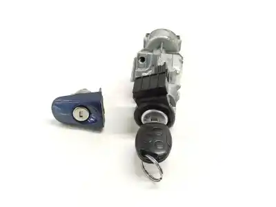 Peça sobressalente para automóvel em segunda mão  por FORD FOCUS BERLINA (CAP)  Referências OEM IAM 3M513F880AC  