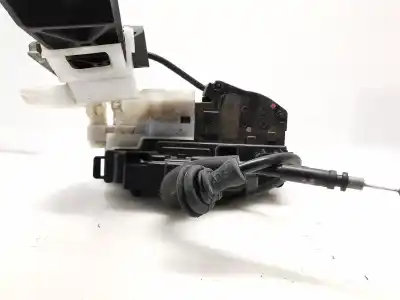 Second-hand car spare part left front door lock for kia cee´d drive oem iam references 81310j7010  