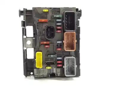 Second-hand car spare part fuse box unit for peugeot 307 sw (3h) 1.6 hdi 110 oem iam references 9661087080