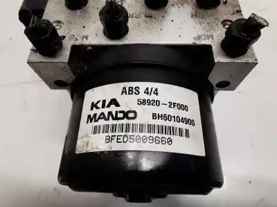 Peça sobressalente para automóvel em segunda mão abs por kia cerato i fastback (ld) 1.6 crdi referências oem iam 956002f000  