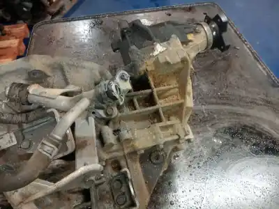 Автозапчастина б/у коробка передач для nissan qashqai / qashqai +2 i (j10, nj10, jj10e) 2.0 dci a las 4 ruedas посилання на oem iam 3ub5b m9r  