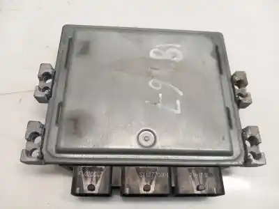 Peça sobressalente para automóvel em segunda mão centralina de motor uce por renault scenic ii authentique referências oem iam 8200804775  