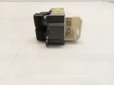 Автозапчасти б/у выключатель левого переднего окна за toyota yaris (ksp9/scp9/nlp9) básico ссылки oem iam   