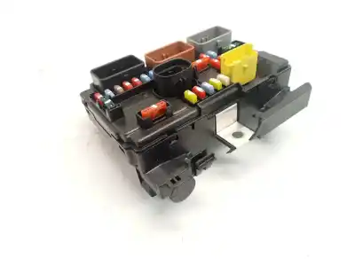 Second-hand car spare part fuse box unit for citroen c3 lx oem iam references 9667199780  