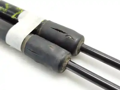 Second-hand car spare part tailgate gas strut for dacia duster (hs_) 1.6 16v 4x4 oem iam references 904520004r  