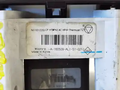 Peça sobressalente para automóvel em segunda mão comando de sofagem (chauffage / ar condicionado)  por dacia duster (hs_) 1.2 tce 125 4x4 referências oem iam n110122g  