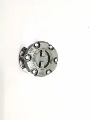 Second-hand car spare part Hub Assy-free Running for SUZUKI SAMURAI (SJ) SJ 970 OEM IAM references   