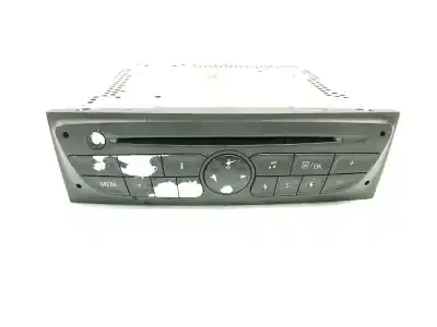 Pièce détachée automobile d'occasion SYSTÈME AUDIO / RADIOCD pour RENAULT CLIO III (BR0/1, CR0/1)  Références OEM IAM 281150038R  
