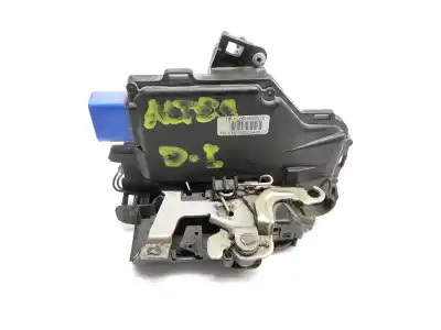 Peça sobressalente para automóvel em segunda mão Fechadura Da Porta Dianteira Esquerda por SEAT TOLEDO (5P2) Exclusive Referências OEM IAM 3D1837015  