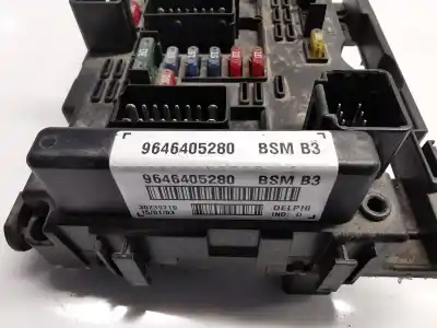 Second-hand car spare part fuse box unit for peugeot 307 sw (3h) 2.0 hdi 90 oem iam references 9646405280  