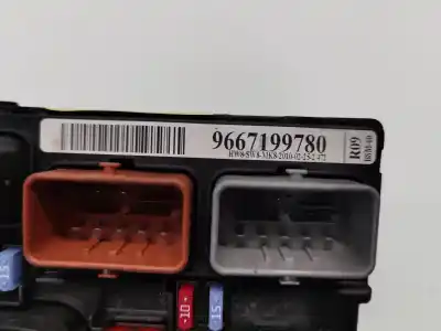 Second-hand car spare part fuse box unit for citroen c3 lx oem iam references 9667199780  