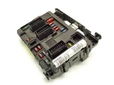 Pièce détachée automobile d'occasion BOÎTES À FUSIBLES pour PEUGEOT 206 FASTBACK (2A/C)  Références OEM IAM 964349898000  