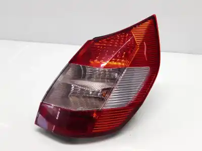 Pièce détachée automobile d'occasion Feu Arrière Droit pour RENAULT SCÉNIC II (JM0/1_) 1.5 DCI (JM02, JM13) Références OEM IAM 8200127702  