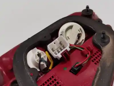 Автозапчасти б/у центральный задний фонарь за kia cee'd (jd) 1.6 crdi 128 ссылки oem iam   