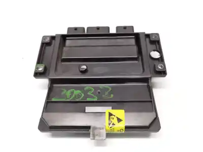 Second-hand car spare part ecu engine control for renault clio iii (br0/1, cr0/1) 1.5 dci (c/br0g, c/br1g) oem iam references 8200911560 / 8200909666  