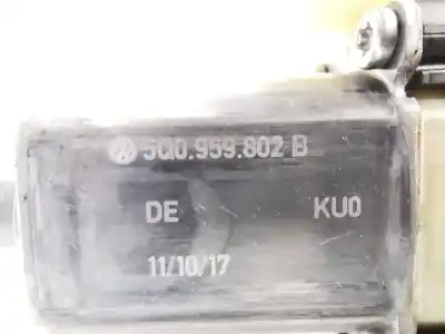 Автозапчастина б/у регулятор переднього правого скла для skoda octavia iii combi (5e5, 5e6) 2.0 tdi посилання на oem iam 5q0959802b  