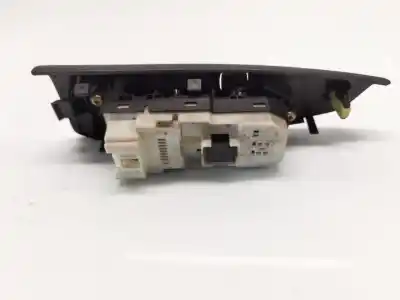 Second-hand car spare part left front power window switch for toyota corolla verso (_e12_) 2.0 d-4d (cde120_) oem iam references 7423213090  