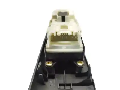 Second-hand car spare part left front power window switch for toyota corolla verso (_e12_) 2.0 d-4d (cde120_) oem iam references 7423213090  