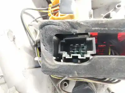 Автозапчасти б/у правый задний фонарь за skoda octavia iii combi (5e5, 5e6) 2.0 tdi ссылки oem iam 5e9945096b  