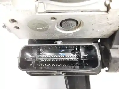 Pezzo di ricambio per auto di seconda mano abs per skoda octavia iii combi (5e5, 5e6) 2.0 tdi riferimenti oem iam 5q0614517aq  