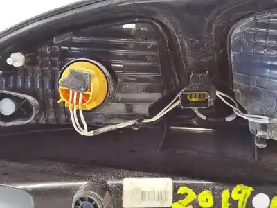 Pezzo di ricambio per auto di seconda mano lampada posteriore sinistra per citroen c3 picasso (sh_) 1.6 hdi 90 riferimenti oem iam 9681727280  