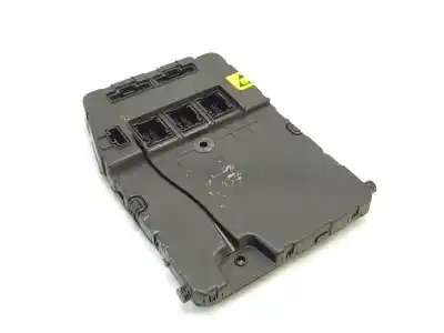 Second-hand car spare part FUSE BOX UNIT for RENAULT SCÉNIC II (JM0/1_)  OEM IAM references 8200606826  