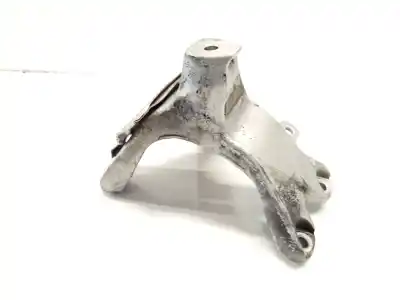 Pezzo di ricambio per auto di seconda mano supporto motore destro per audi a4 b8 (8k2) 2.0 tdi riferimenti oem iam 8k0199388ca  