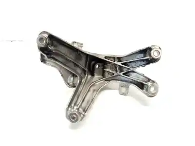Pezzo di ricambio per auto di seconda mano supporto motore destro per audi a4 b8 (8k2) 2.0 tdi riferimenti oem iam 8k0199388ca  