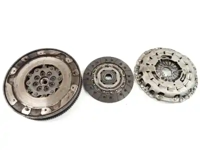 Peça sobressalente para automóvel em segunda mão kit de embreagem por bmw 1 (e81) 118 d referências oem iam 415055210
