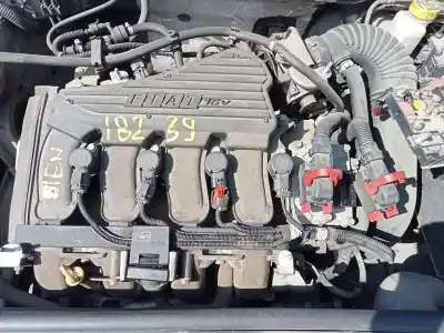Pezzo di ricambio per auto di seconda mano MOTORE COMPLETO per FIAT STILO (192_) 1.6 16V (192_XB1A) Riferimenti OEM IAM 182B6000  