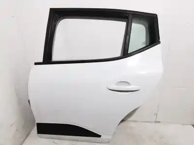 Recambio de automóvil de segunda mano de PUERTA TRASERA IZQUIERDA para DACIA SANDERO III  referencias OEM IAM   