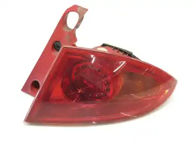 İkinci el araba yedek parçası SAG KUYRUK LAMBASI için SEAT LEON (1P1) 2.0 TDI 16V OEM IAM referansları 1P0945096F  