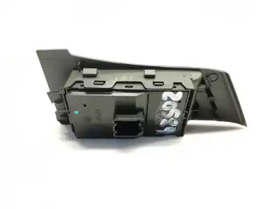 Pièce détachée automobile d'occasion commande de lève vitre avant gauche pour opel astra j (p10) 1.7 cdti (68) références oem iam 13305011  