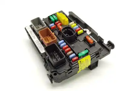 Pezzo di ricambio per auto di seconda mano scatola relè/fusibili per citroen c3 ii (sc_) 1.0 vti 68 riferimenti oem iam 9667199680