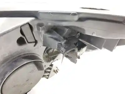 Автозапчасти б/у правая фара за renault captur i (j5_, h5_) 1.5 dci 90 ссылки oem iam 260100947r  030128121200 Автозапчасти б/у правая фара за renault captur i (j5_, h5_) 1.5 dci 90 ссылки oem iam 260100947r  030128121200