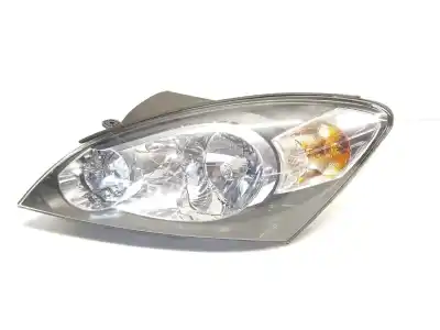 Автозапчасти б/у левая фара за KIA CEE'D FASTBACK (ED) 1.6 CRDI 115 ссылки OEM IAM 921011H500  