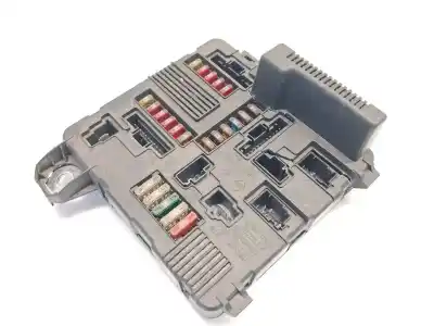 Second-hand car spare part FUSE BOX UNIT for RENAULT SCÉNIC II (JM0/1_)  OEM IAM references 8200306033  